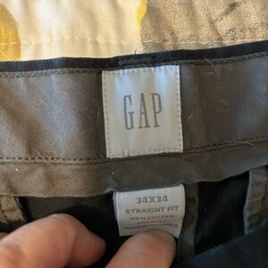 Gap Men’s 34x34 Black Khaki Chino Pants